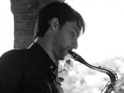 sax b/n